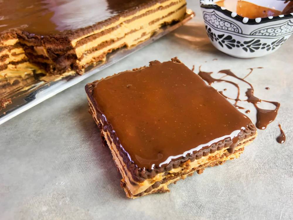 Ilustrasi chocotorta khas Argentina (hornomx.com)