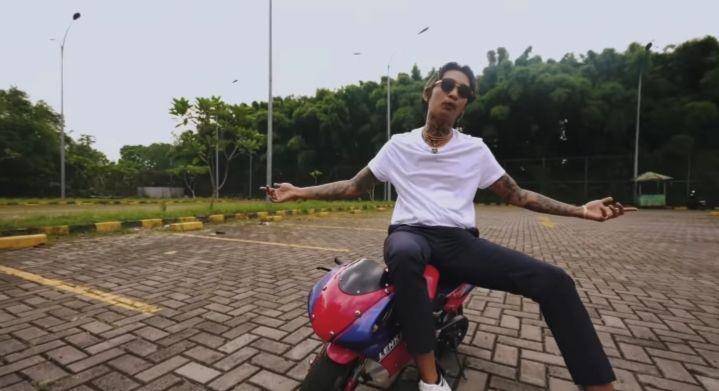 fakta lagu Pala Bapak Kau (youtube.com/Uya Kuya TV)