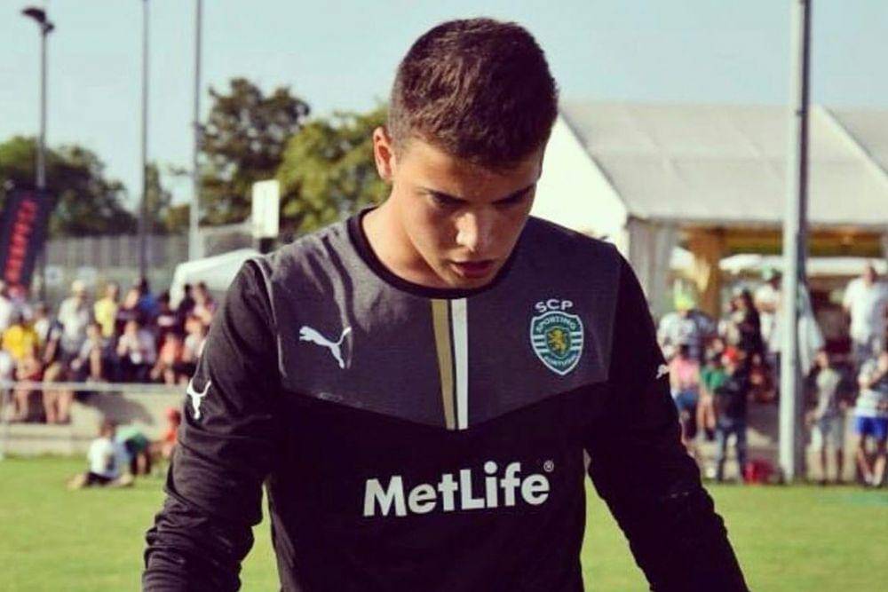 potret Luis Maximiano muda bersama Sporting CP (instagram.com/luismaximiano81)