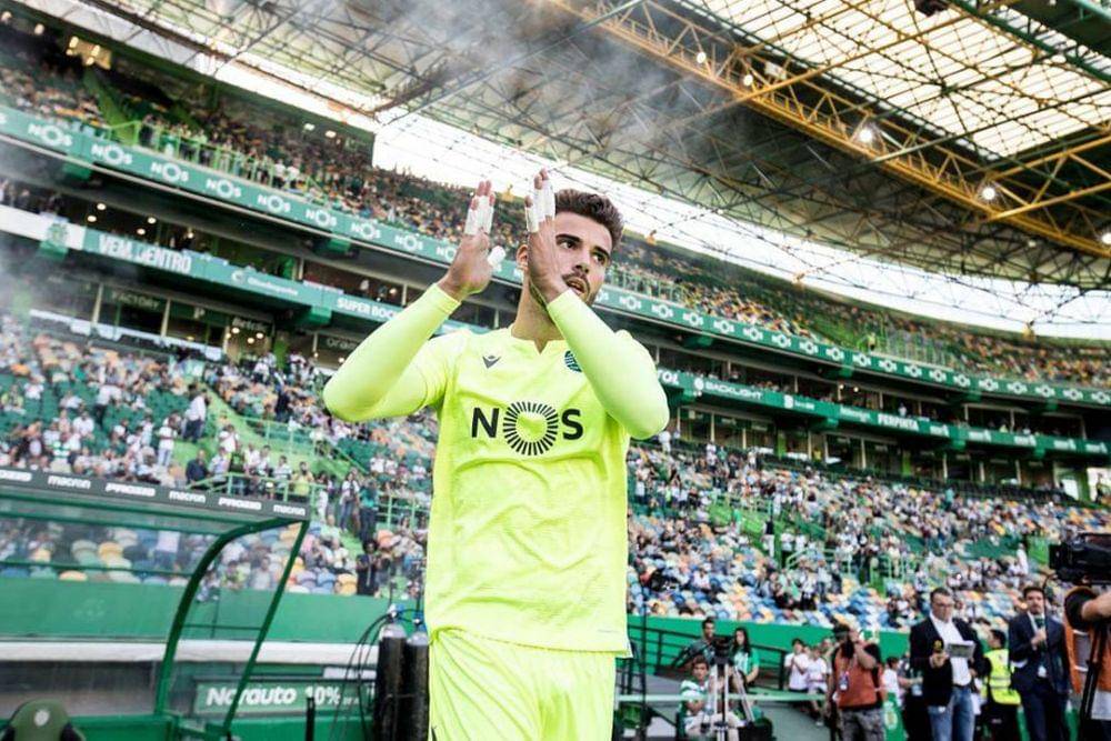 potret Luis Maximiano saat masih berseragam Sporting CP. (instagram.com/luismaximiano81)