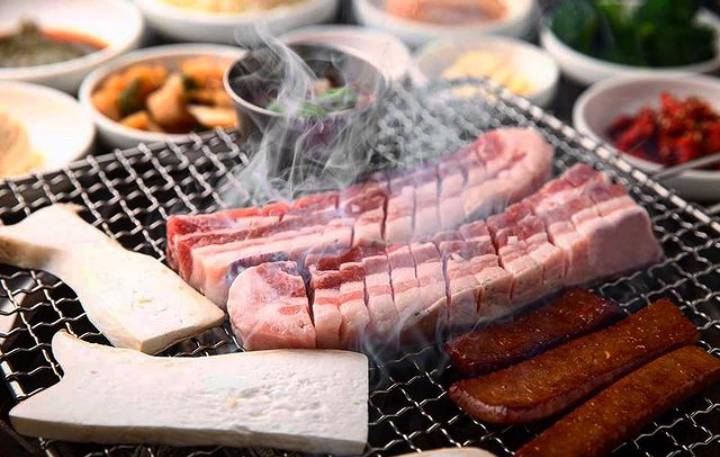 daging barbeku (instagram.com/heukdonga_myeongdong)