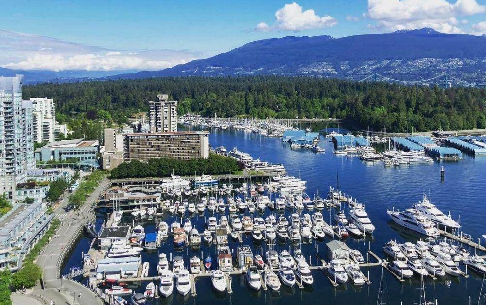 Vancouver (instagram.com/clarkstevengoodwin)