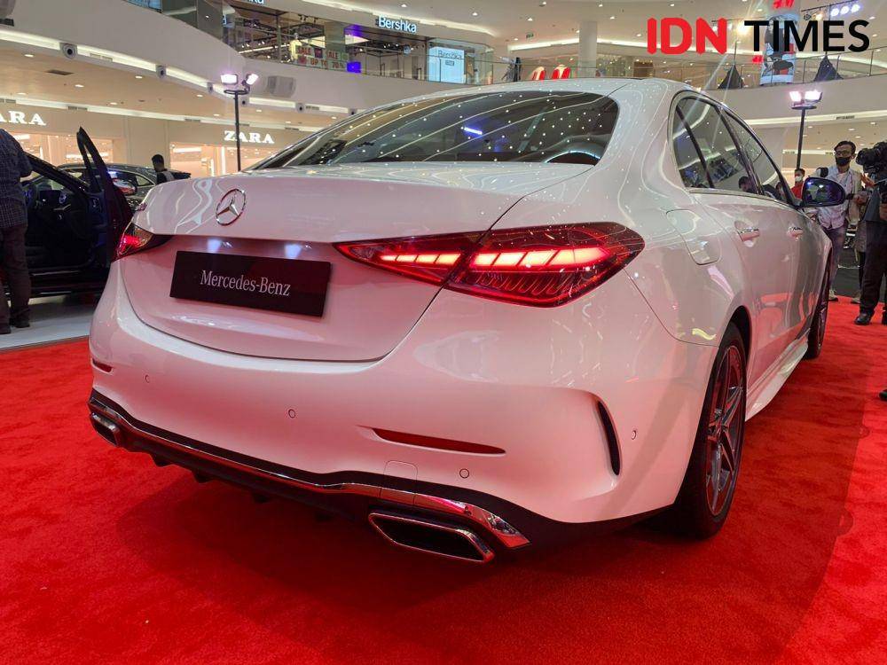 Buritan C 300 AMG Line (IDN Times/Fadhliansyah)