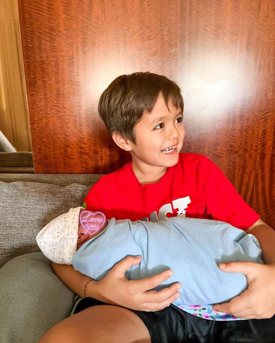 El Barack Alexander dan Don Azaiah Jan Verhaag (instagram.com/inijedar)