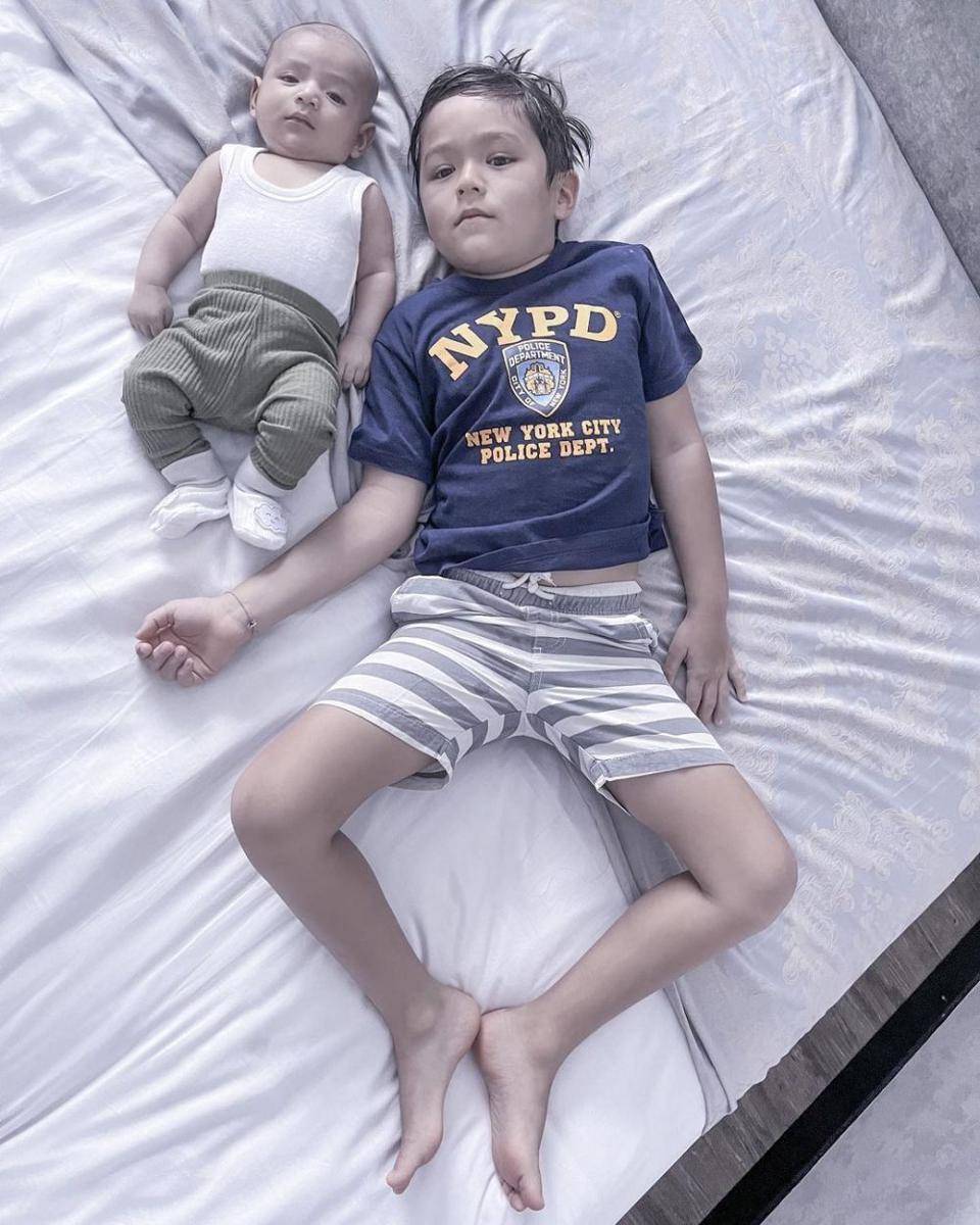 El Barack Alexander dan Don Azaiah Jan Verhaag (instagram.com/inijedar)