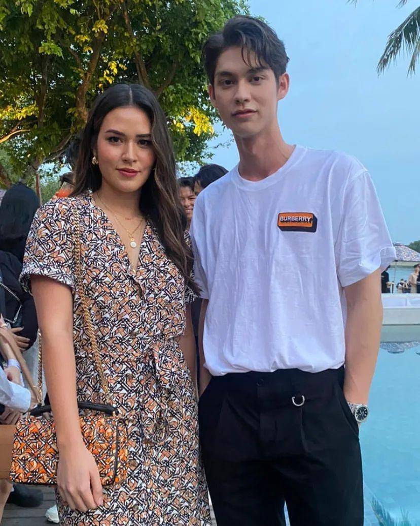 potret Raisa di acara Burberry (instagram.com/mrgerryadam)