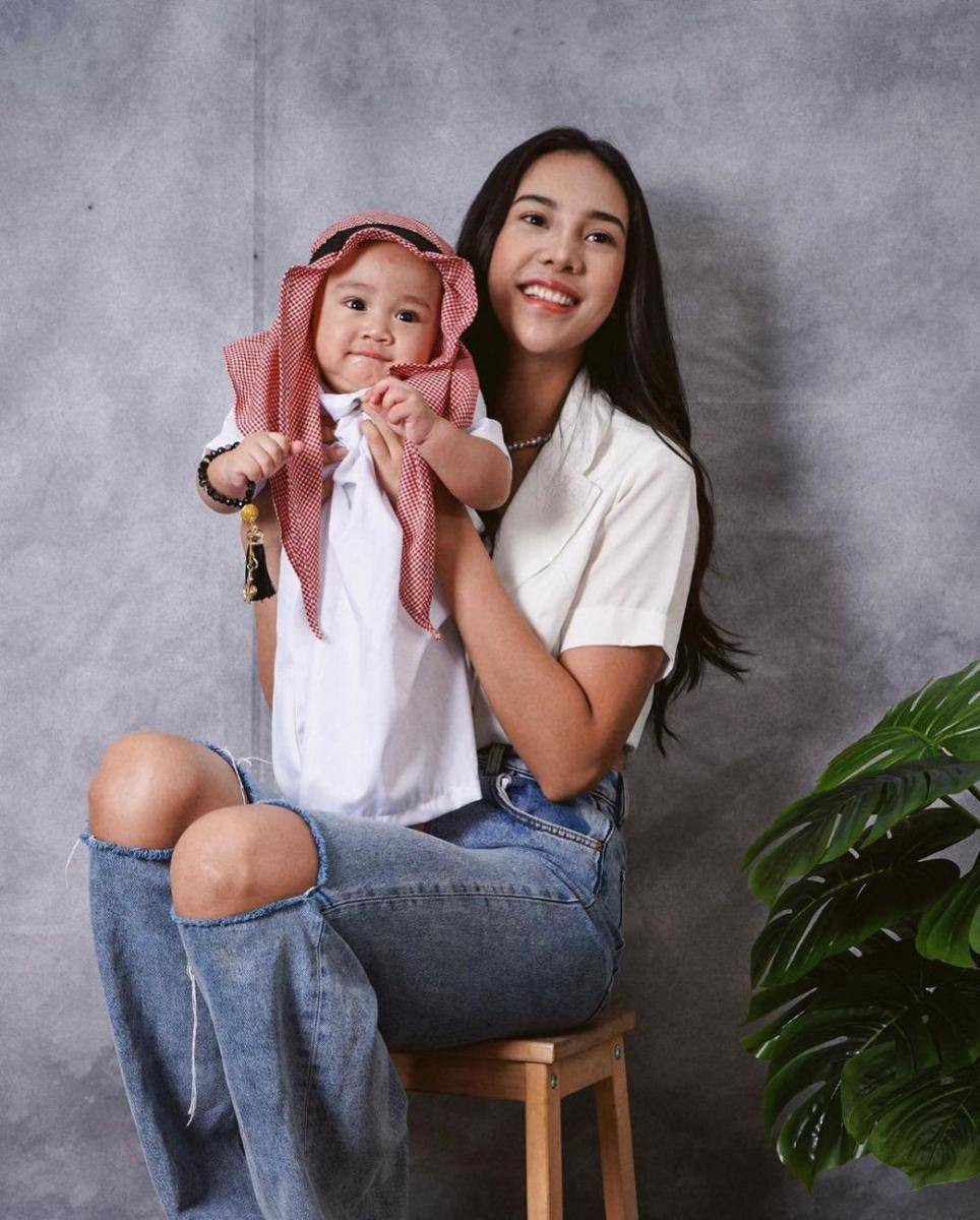 photoshoot Rayyanza dan Anya Geraldine (instagram.com/anyageraldine)