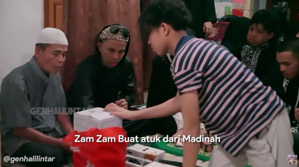 Halilintar Asmid bertemu ayahnya (YouTube.com/Gen Halilintar)