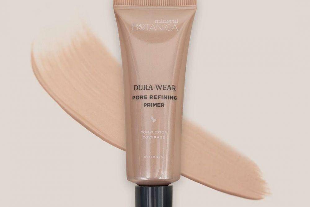 Mineral Botanica Dura-Wear Pore Refining Primer (instagram.com/mineralbotanica)