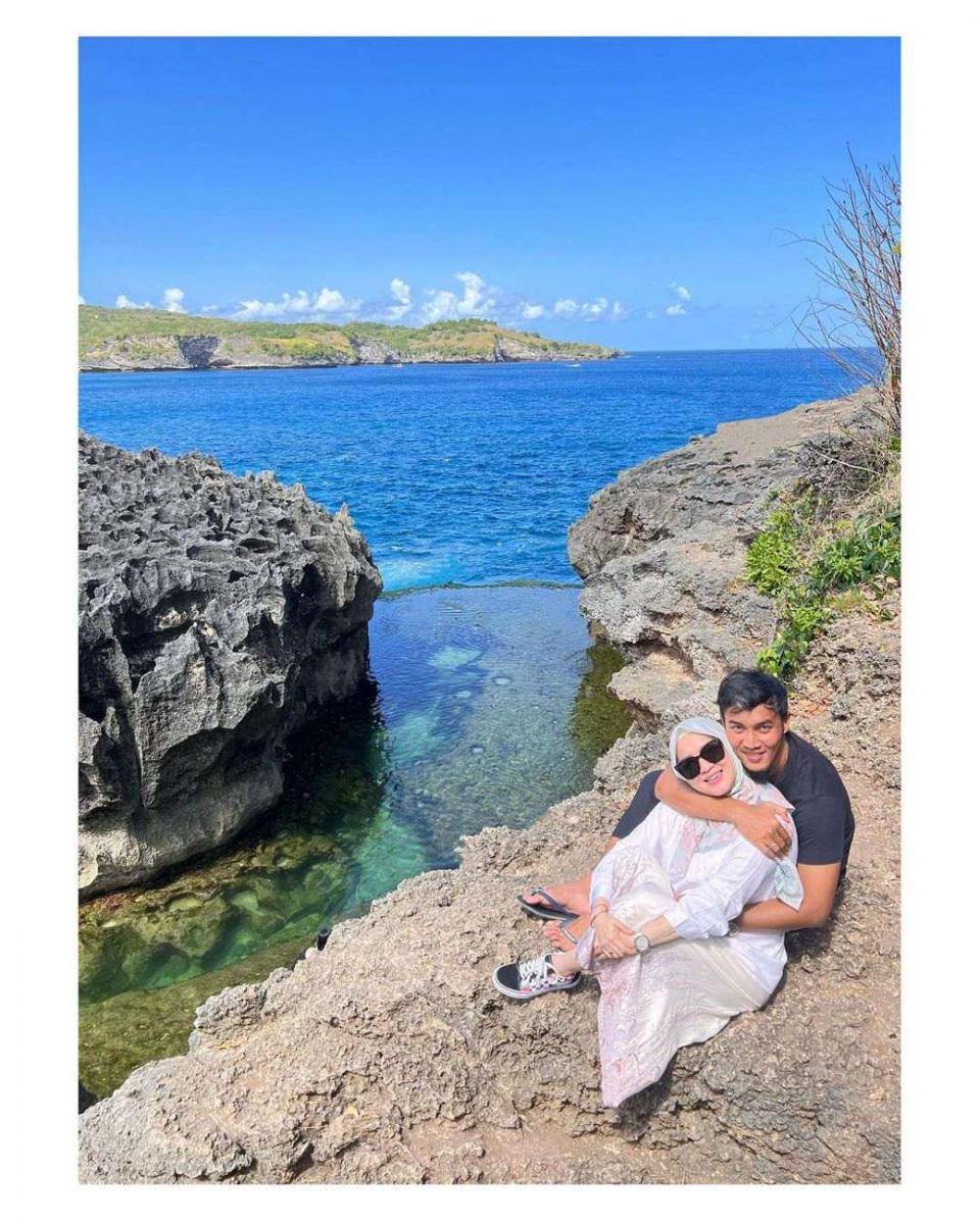 anniversary ke-10 Okie Agustina dan Gunawan (instagram.com/okieagustina_)