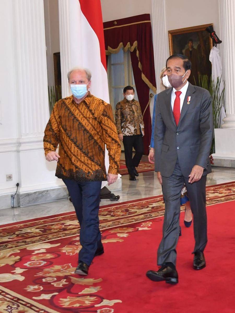 Presiden Jokowi menerima delegasi Bank Dunia di Istana Merdeka (dok. Sekretariat Presiden)