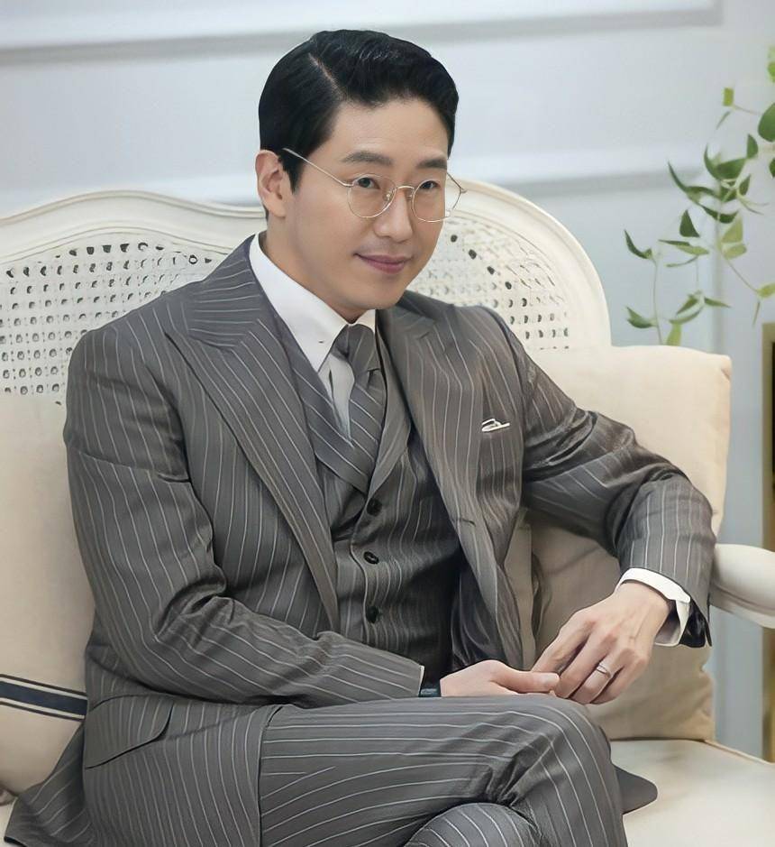 Uhm Ki Joon (dok. SBS/Penthouse)