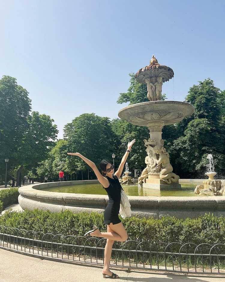 Jisoo BLACKPINK (instagram.com/sooyaaa__)