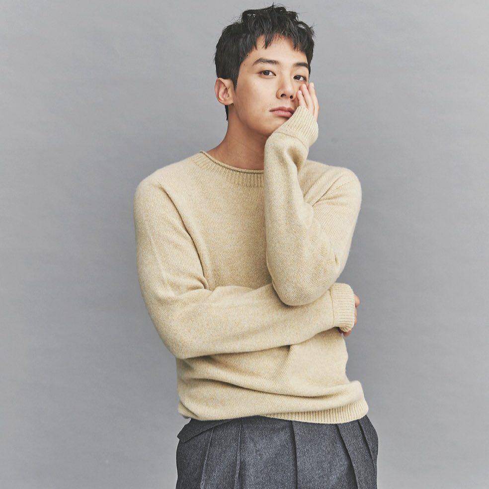 Kim Wook (instagram.com/wookkeasy)