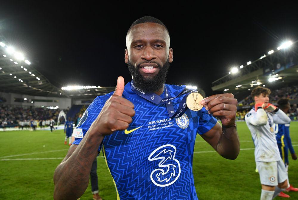 Antonio Rudiger di Chelsea (twitter.com/ToniRuediger)