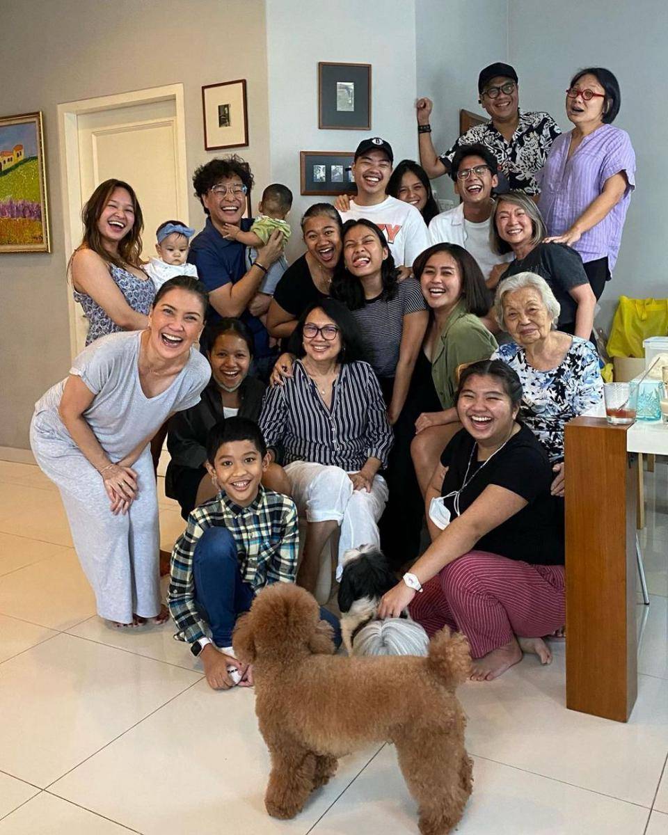 Chicco saat berkumpul dengan keluarga Becky Tumewu. (ig/becktum)