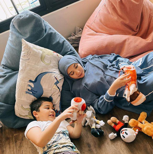 Zaskia Sungkar dan Adam (instagram.com/zaskiasungkar15)