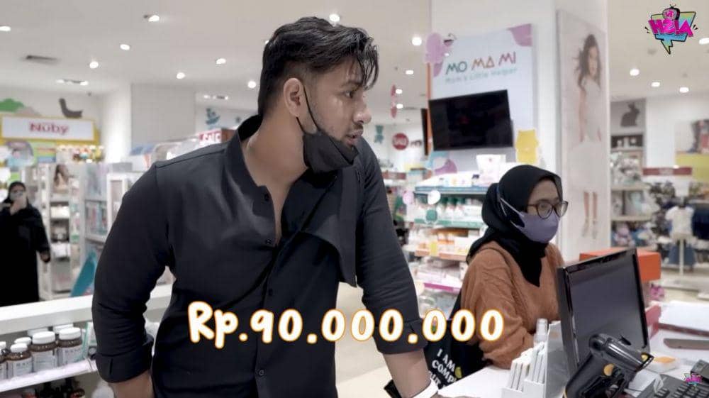 Irish Bella beli perlengkapan bayi (YouTube.com/Aish Tv)