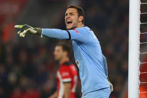 Alex McCarthy (premierleague.com)