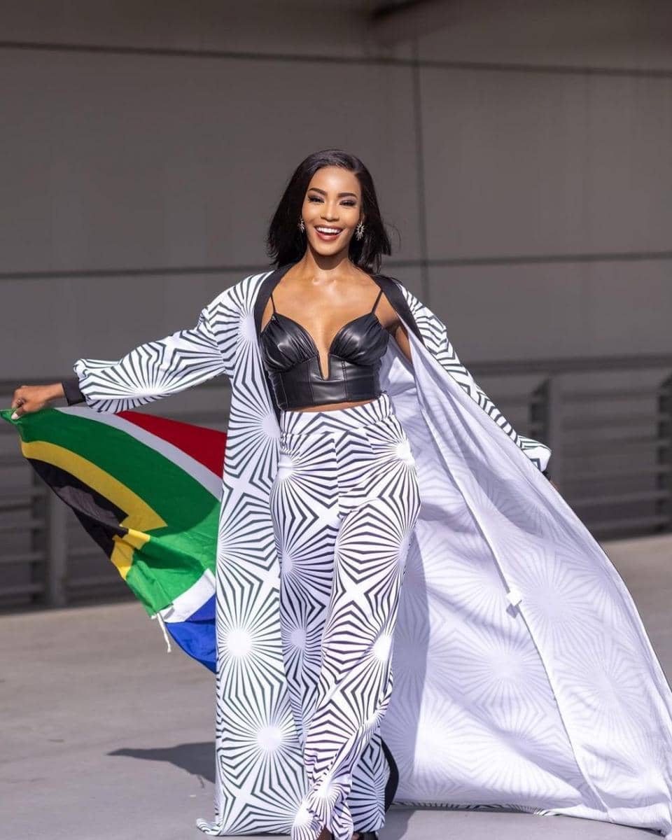 Lalela Mswane (Instagram.com/lalela_mswane)