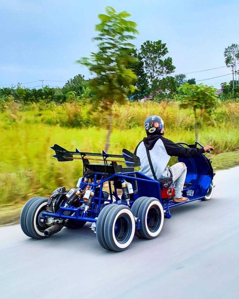 ilustrasi vespa xtreme (instagram.com/adhyprstya_)