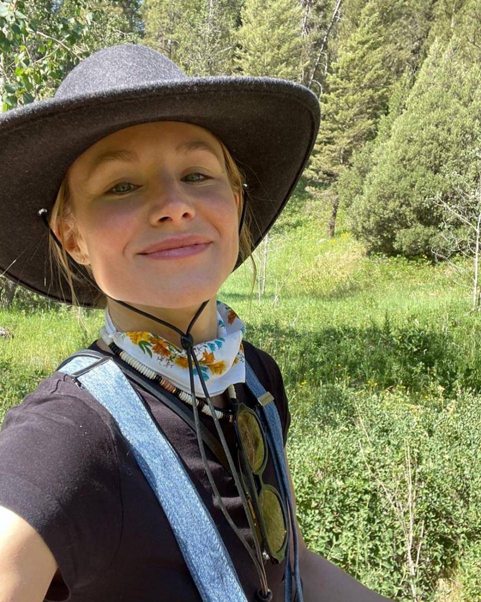Kristen Bell (instagram.com/kristenanniebell)