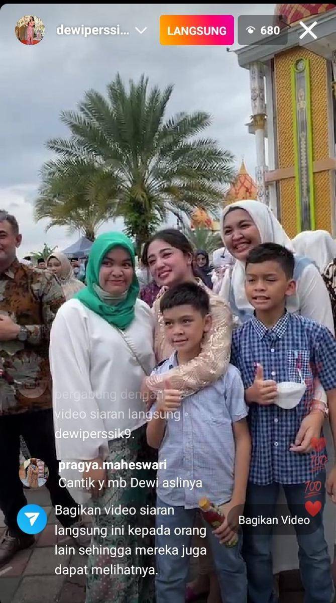 potret pernikahan Lebby dan Aldhy (instagram.com/dewiperssik8)