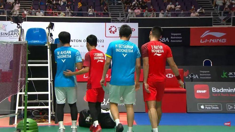 Hendra Setiawan/Mohammad Ahsan dan Leo Rolly Carnando/Daniel Marthin di semifinal Singapore Open 2022 (YouTube.com/BWF TV)