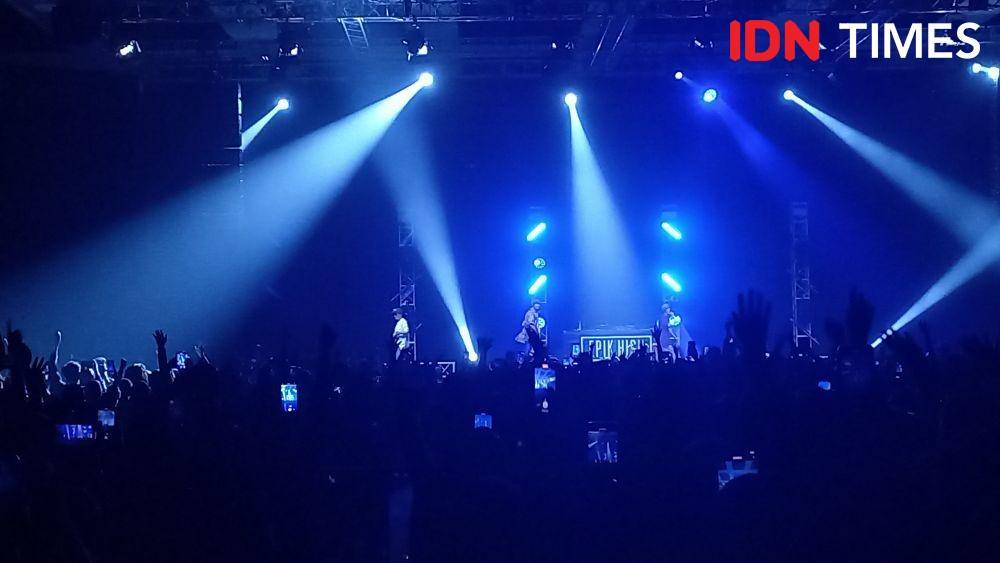 Epik High di konser EPIK HIGH IS HERE ASIA PACIFIC TOUR 2022 (dok. IDN Times/Ines Sela Melia)