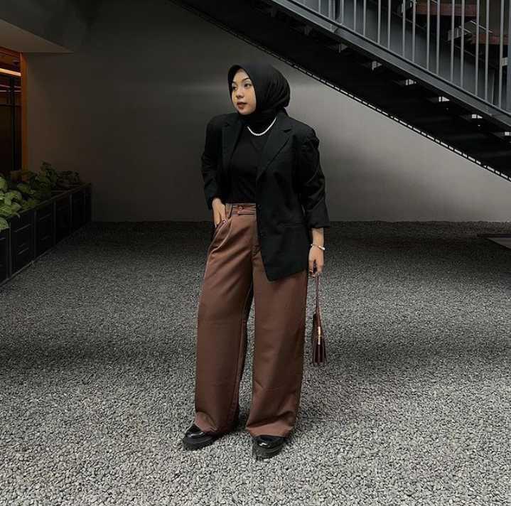 ootd hijab cewek gemuk (instagram.com/s.sraaa)