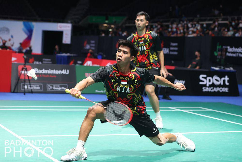 Sabar Karyaman Gutama/Muhammad Reza Pahlevi Isfahani di Singapore Open 2022 (twitter.com/OmaGillClark)