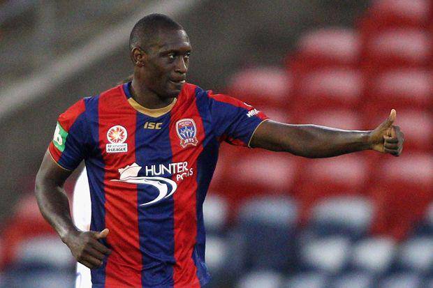 Emile Heskey berseragam Newcastle Jets. (newcastlejetsfc.com.au)