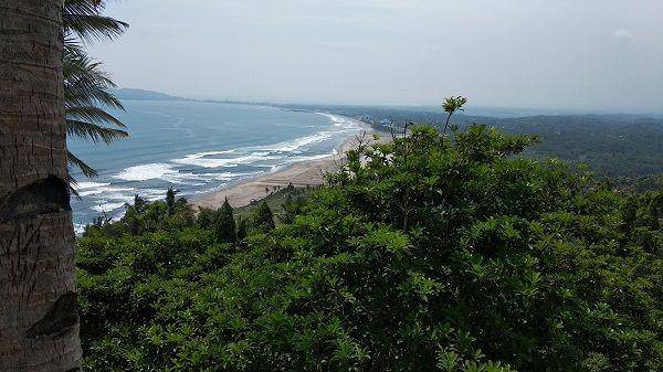 Pantai Lembah Putri (google.com/maps/ujang riswanto)