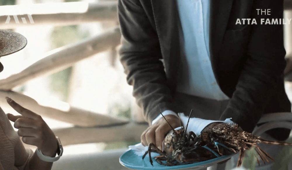 momen Atta dan Aurel makan seafood di Italia (youtube.com/attahalilintar)