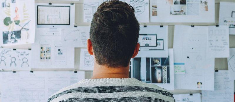 ilustrasi merencanakan keputusan (pexels.com/Startup Stock Photos)
