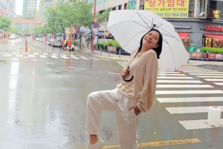potret Lydia Kandou (instagram.com/lydiakandou_)