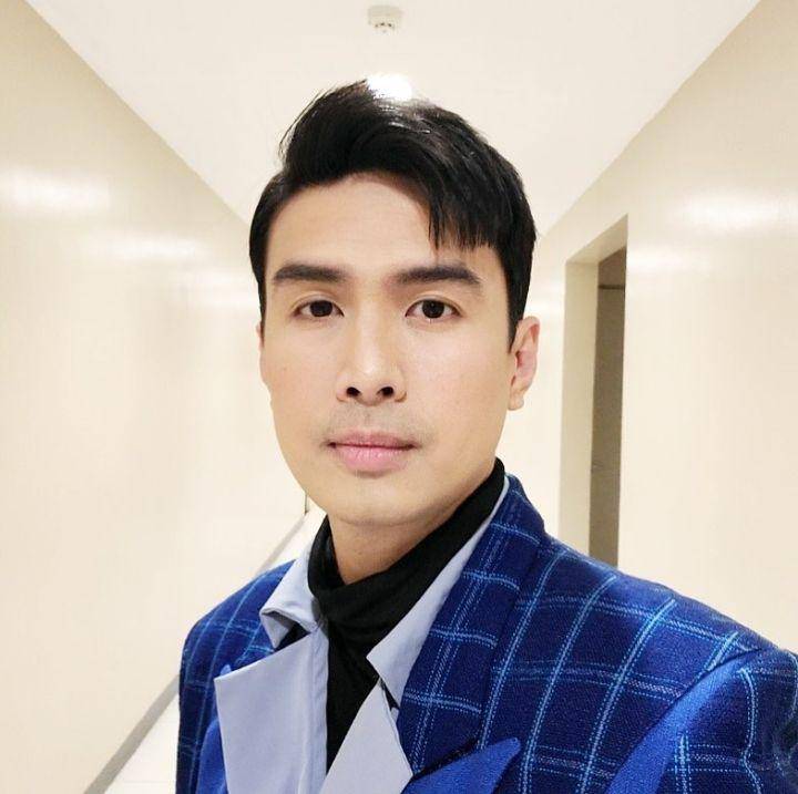 Christian Bautista (instagram.com/xtianbautista)