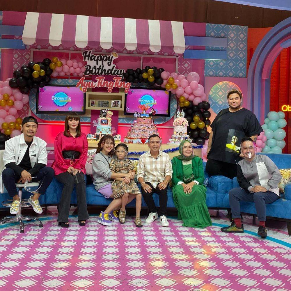 potret persahabatan Ayu Ting Ting dan Zaskia Gotik (instagram.com/zaskia_gotix)