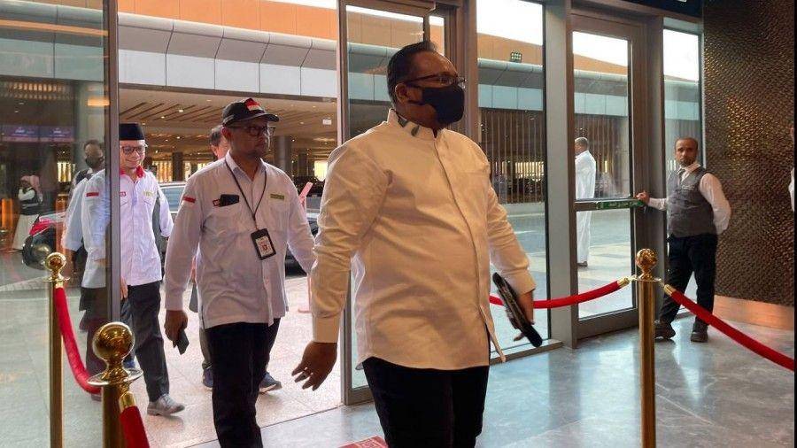 Menag di Bandara Jeddah Arab Saudi saat hendak bertolak ke Indonesia. (Dok. Kemenag).