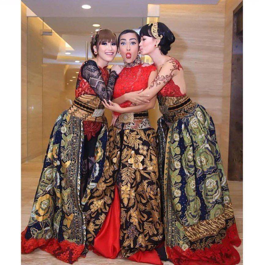 potret persahabatan Ayu Ting Ting dan Zaskia Gotik (instagram.com/zaskia_gotix)