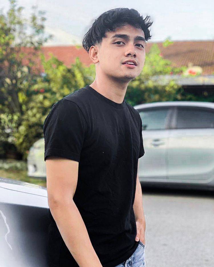 Naufal Azrin (instagram.com/naufalazrin)