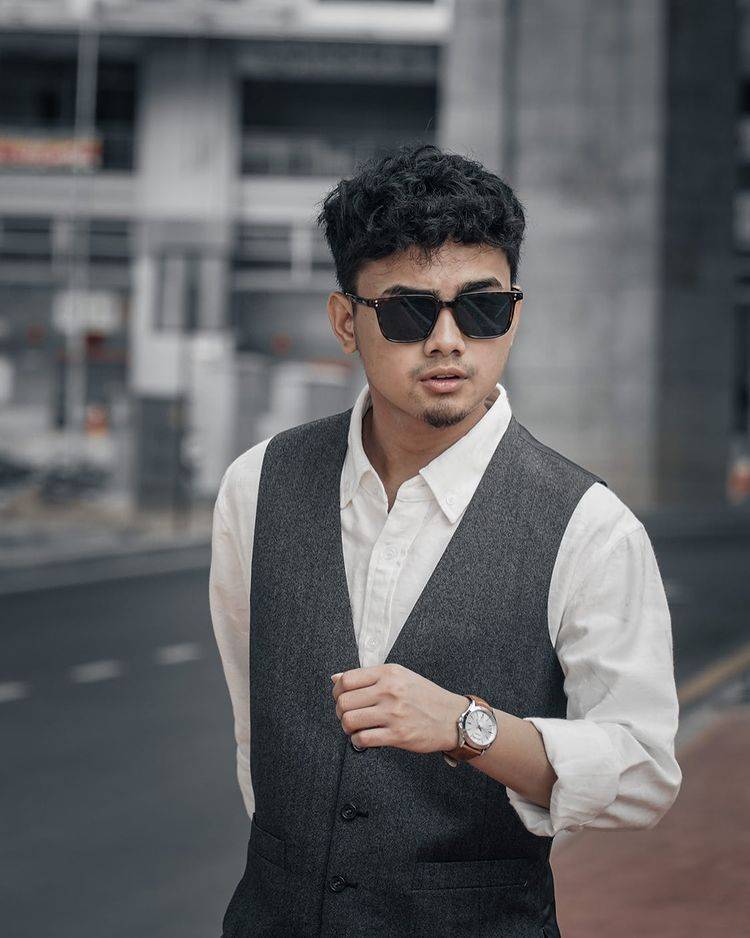Naufal Azrin (instagram.com/naufalazrin)