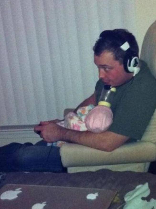 potret orang multitasking (brightside.me)