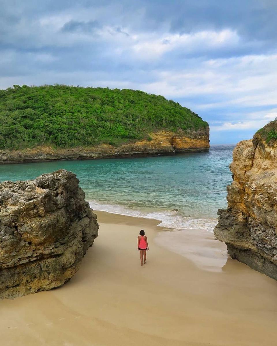 Pantai Tanjung Bloam (instagram.com/yenywidia)