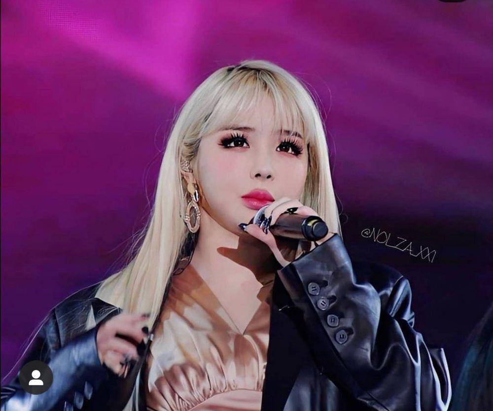 make up bold Park Bom (instagram.com/newharoobompark)