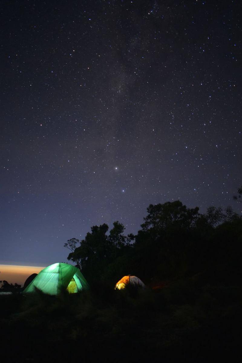 Gunung Merbabu (unsplash.com/ Aliko Sunawang)