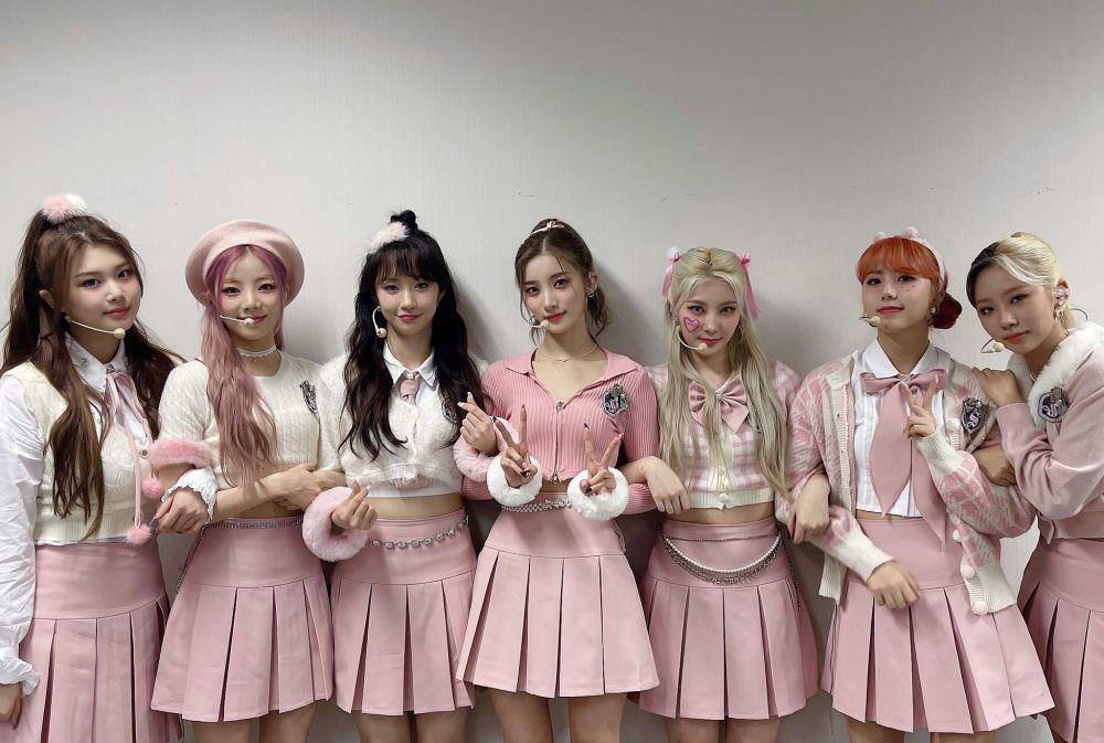 PURPLE K!SS (twitter.com/RBW_PURPLEKISS)