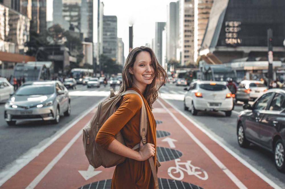 ilustrasi perempuan (unsplash.com/Guilherme Stecanella)