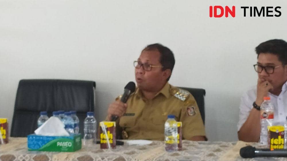 Wali Kota Makassar Moh Ramdhan Pomanto bersama Wakil Ketua DPRD Makassar Adi Rasyid Ali. IDN Times/Asrhawi Muin