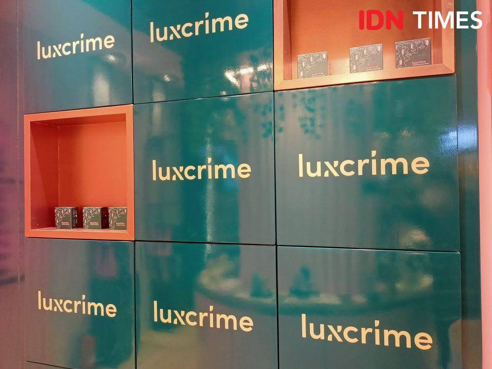 Toko baru Luxcrime di Central Park Mall. 15 Juli 2022. (IDN Times/M. Tarmizi Murdianto)